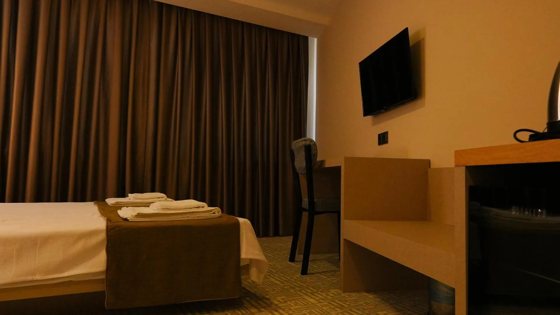 Bonnie City Hotel Antalya