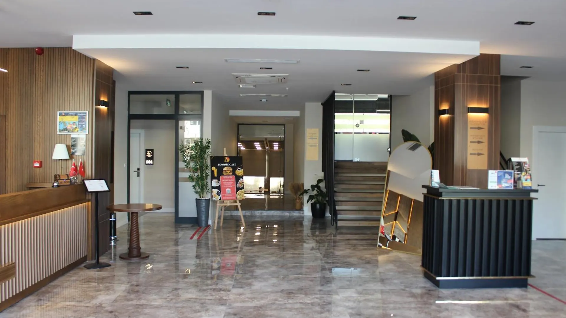 Bonnie City Hotel Antalya